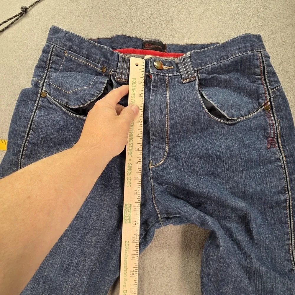 Levis important sizing